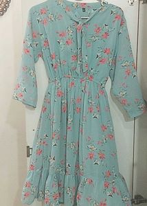 Floral Print A-Line Midi Dress.  size XL