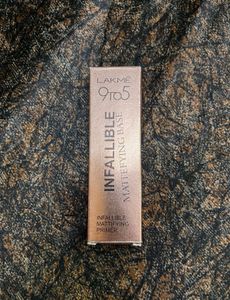 Lakme 9 to 5 Infallible Mattifying Primer