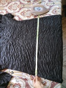 Elegant Black Crinkled Abaya
