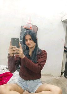 denim shorts top free