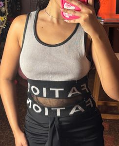 Stylish Ribbed Tank Top with Mesh Detail