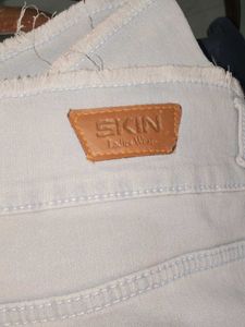 Light Wash High Waisted Jeans