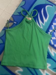 Green Crop Top - Trendy &amp; Chic!