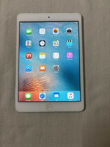 Apple iPad Mini Silver