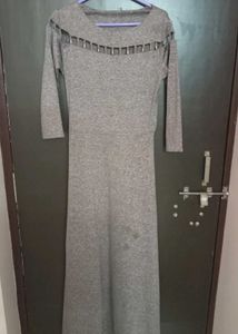 Stylish Maxi Dress with Cut-out Neckline
