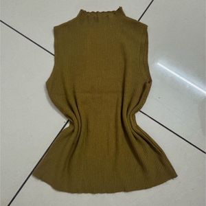 Sleeveless Mock Neck Ribbed Top