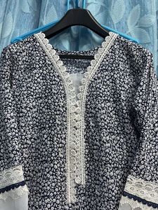 blue Floral Pakistani style Kurta with Lace Detail