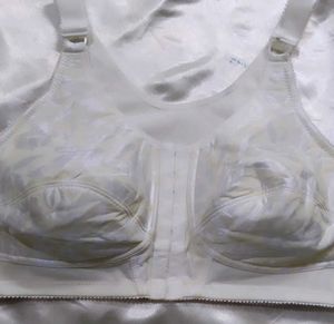 Comfortable Front-Closure Bra