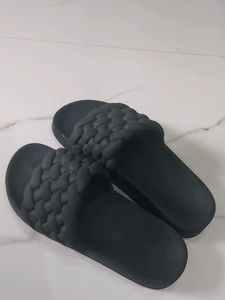 Zudio Chic Black Woven Slides
