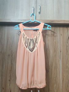 Latin Quarter Vintage top in size L
