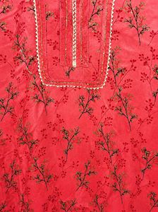 Elegant Floral Print Kurta