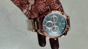 Rose Gold Rado Watch - Green Dial