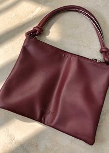 Chic Clinique Clutch Bag