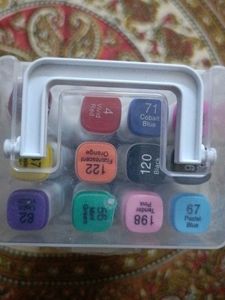 Set of 12 Art Markers