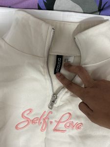 Final Call - H&amp;M Cream Sweatshirt