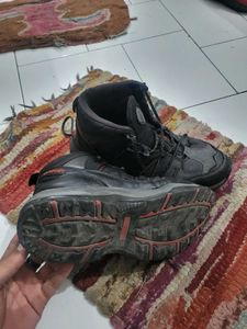Asian Trekking Shoes UK 10