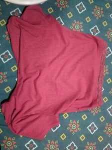 Cute Pink Cropped V-Neck Top