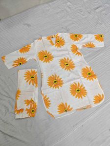 Xoxo White Kurta Pant with Floral Print