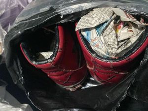 New Vans Sk8-Hi Marvel Deadpool Sneakers