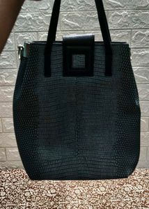 Stylish Textured Shoulder Bag