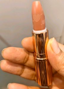 Charlotte Tilbury - Naughty Talk Lipstick