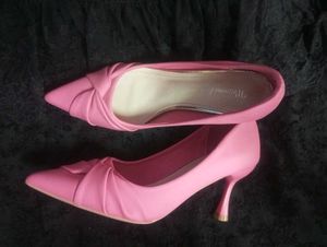 Chic Pink Knot Detail 👠 china heels new