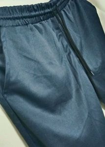 Trackpants