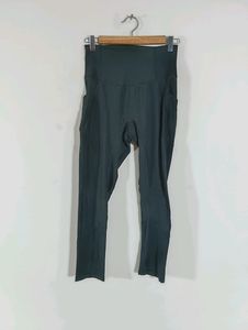 Black Plain Active Skinny fit Pant (Women)