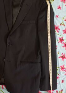 Arrow Blazer/Coat/Jacket - Black