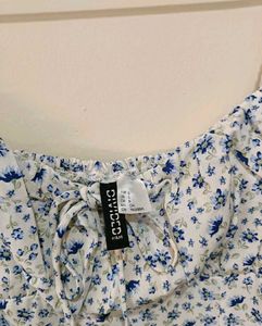 h&amp;m floral white and blue detailed tie dress