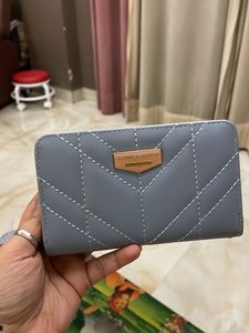 Stylish Grey Quilted Wallet