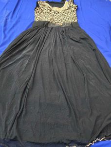 Elegant Black Ethnic Gown with Gold Embellishment