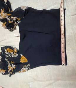 Chic Floral Print Puff Sleeve Top