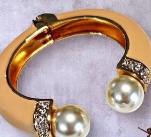Elegant Pearl Bangle Bracelet
