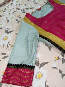 W Elegant Kurta with Pink &amp; Gold Print