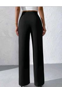 black pants with pockets