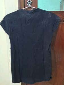 Disney's Minnie Mouse, Cap Sleeves, Black Top - 11