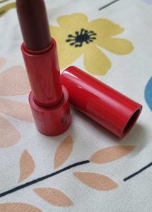 H&amp;M : Hot-Blooded Lipstick