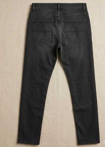 H&amp;M Men’s Slim Fit Jeans –[BLACK] – Size [32]