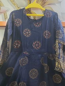 Elegant Navy Blue Printed Kurta