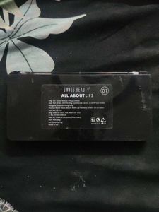 Lipstick Palette - 10 Shades