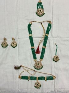 Emerald Beaded Jewellery Set
