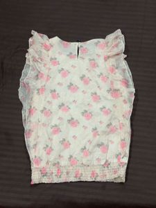Cute Floral Top – Size Small