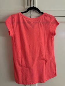 Basic T-Shirt