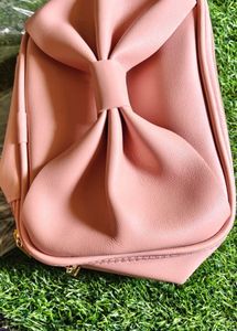 Smytten Bow Clutch Bag