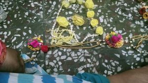 Floral Jewellery Set
