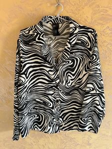 H&M Zebra Print Button-Up night suit /co ord