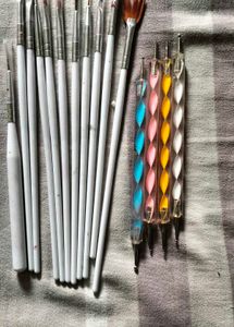 Nail Art Brushes and Dotting Tools Set