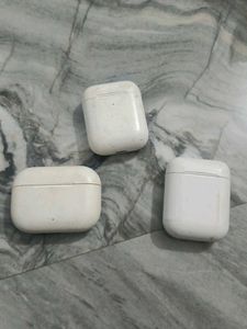 White Wireless Earbud Cases (Set of 3) scrap