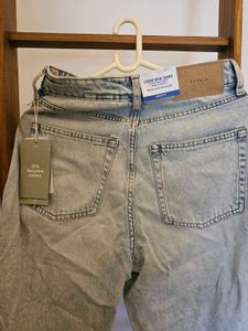 H &amp; M Light Wash Mom Jeans